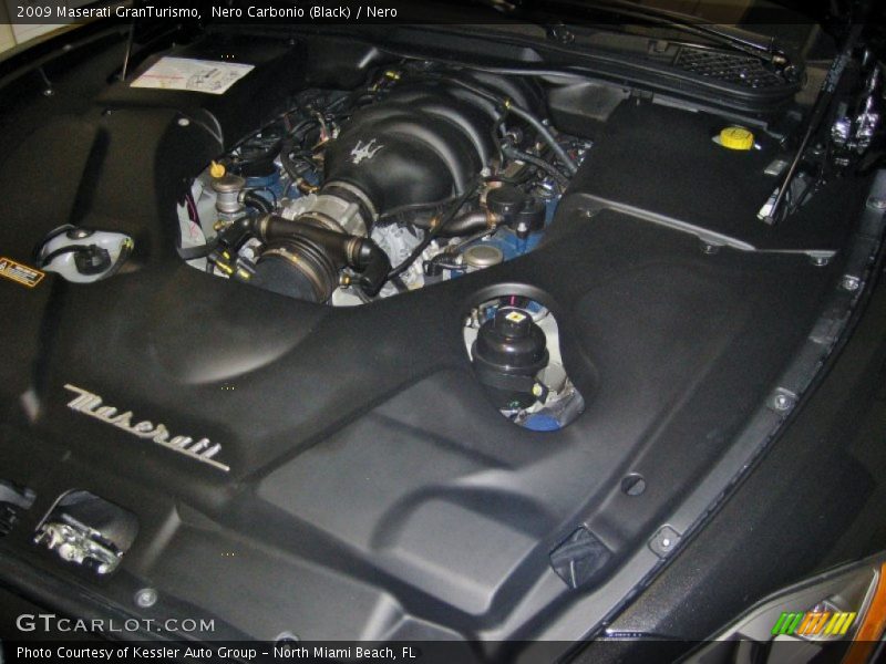 Nero Carbonio (Black) / Nero 2009 Maserati GranTurismo