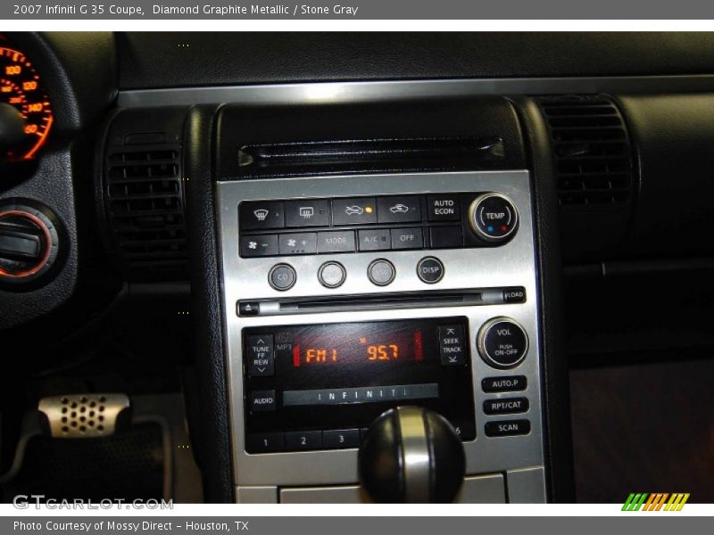 Controls of 2007 G 35 Coupe