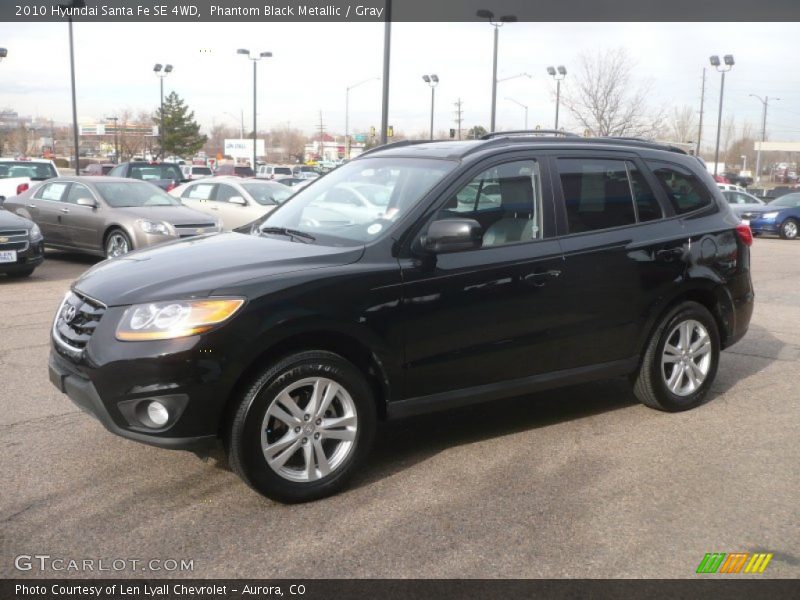 Phantom Black Metallic / Gray 2010 Hyundai Santa Fe SE 4WD