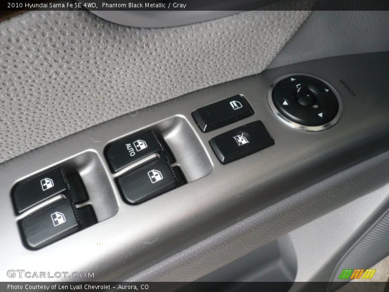 Phantom Black Metallic / Gray 2010 Hyundai Santa Fe SE 4WD