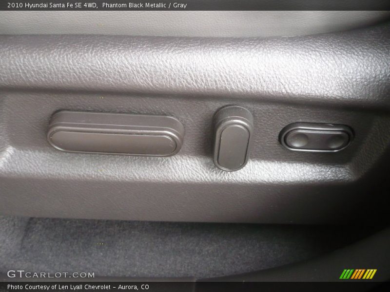 Phantom Black Metallic / Gray 2010 Hyundai Santa Fe SE 4WD