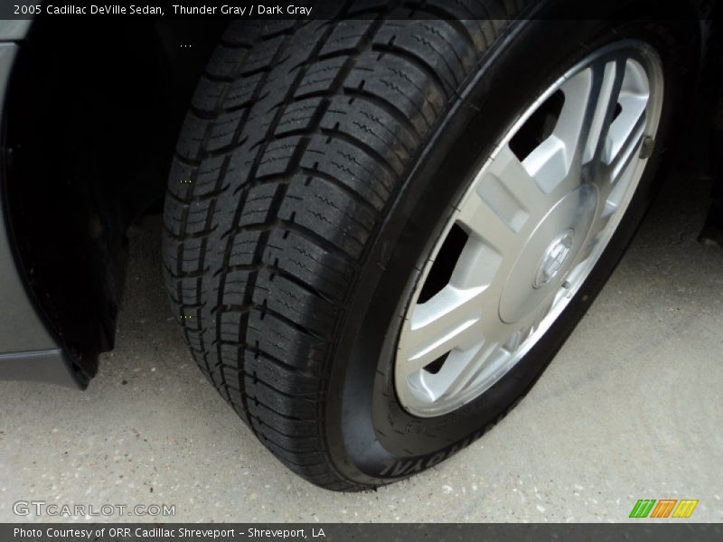 Thunder Gray / Dark Gray 2005 Cadillac DeVille Sedan