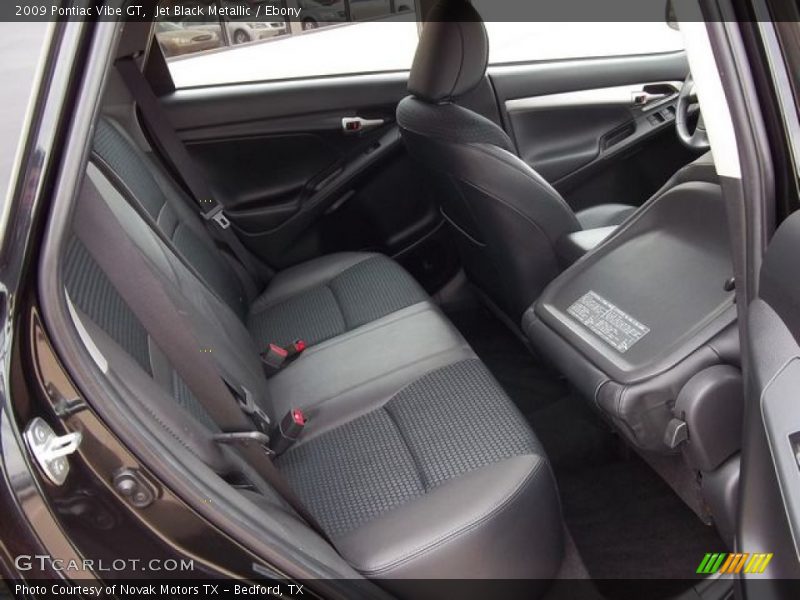  2009 Vibe GT Ebony Interior