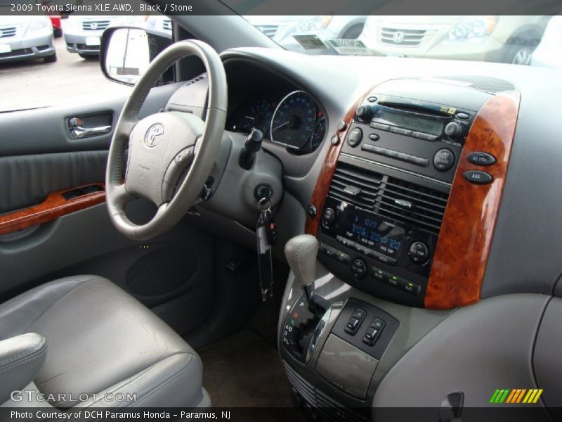 Black / Stone 2009 Toyota Sienna XLE AWD