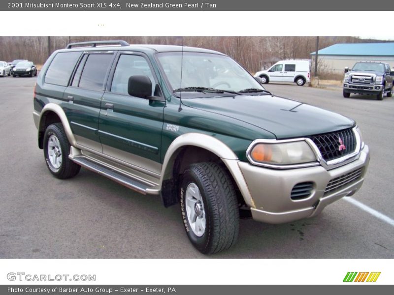 Front 3/4 View of 2001 Montero Sport XLS 4x4