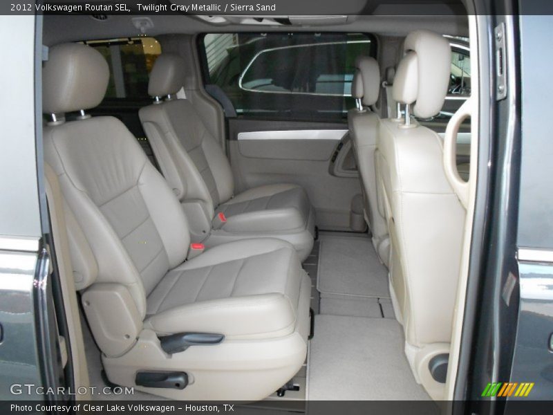 Twilight Gray Metallic / Sierra Sand 2012 Volkswagen Routan SEL