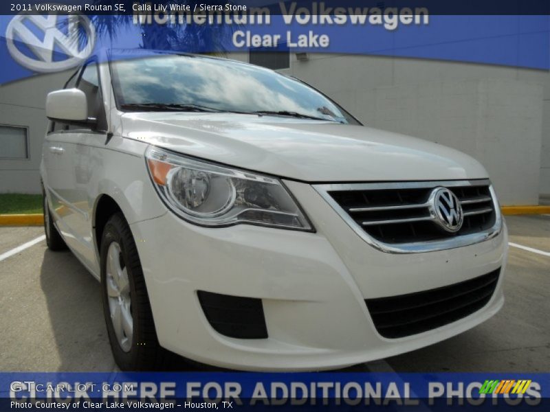Calla Lily White / Sierra Stone 2011 Volkswagen Routan SE