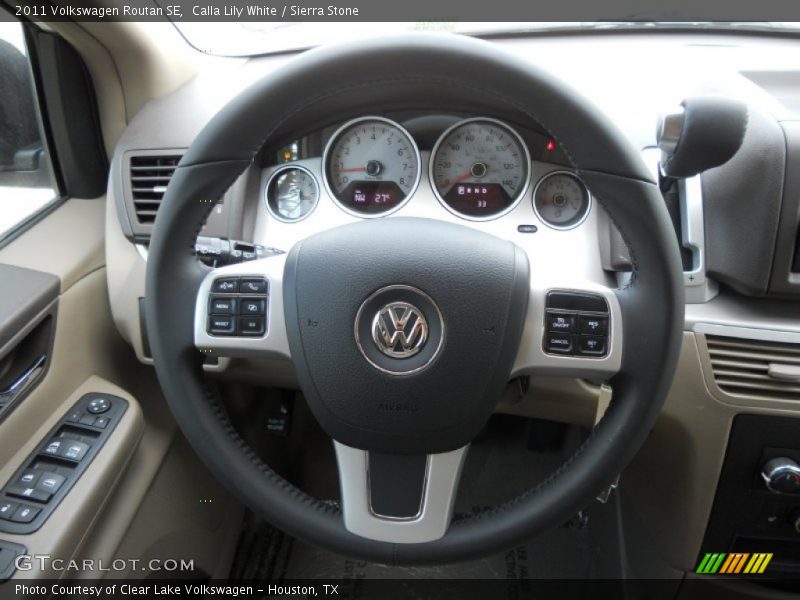 Calla Lily White / Sierra Stone 2011 Volkswagen Routan SE