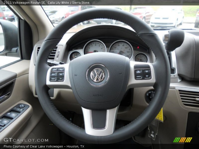 Calla Lily White / Sierra Stone 2011 Volkswagen Routan SE