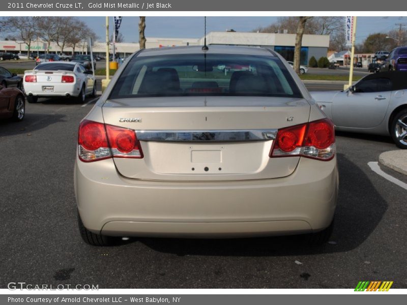 Gold Mist Metallic / Jet Black 2011 Chevrolet Cruze LT