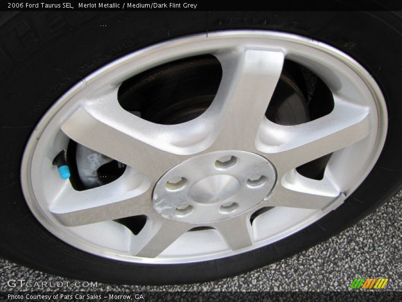 Merlot Metallic / Medium/Dark Flint Grey 2006 Ford Taurus SEL