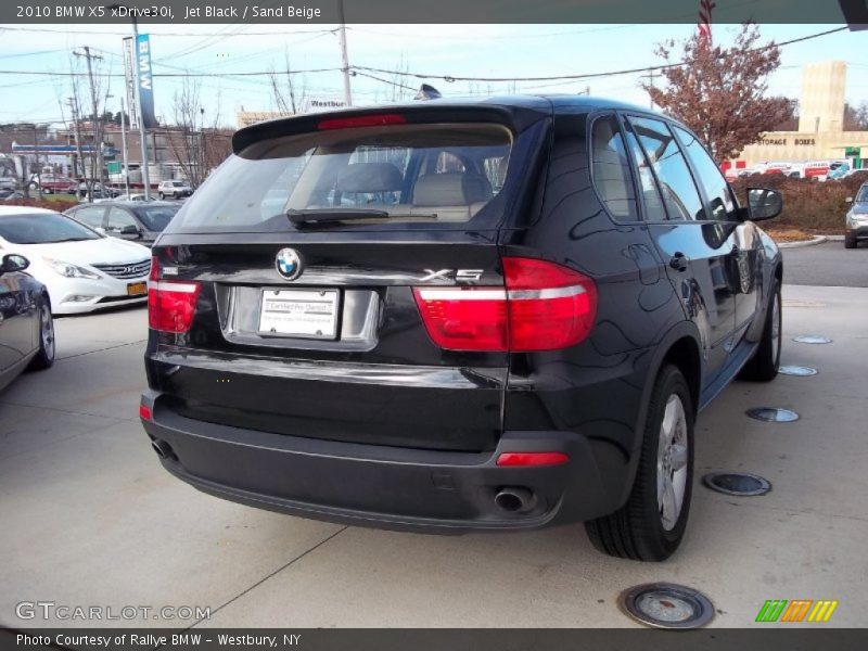 Jet Black / Sand Beige 2010 BMW X5 xDrive30i