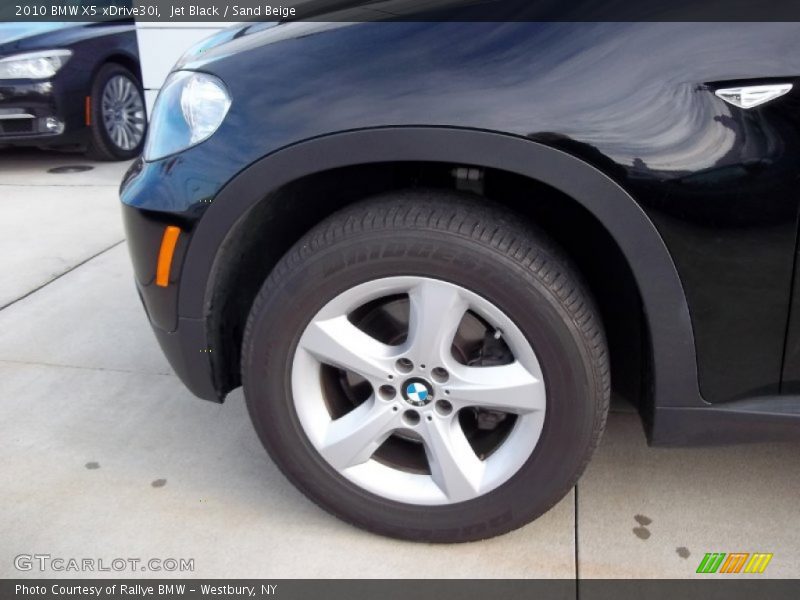 Jet Black / Sand Beige 2010 BMW X5 xDrive30i