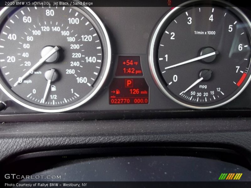 Jet Black / Sand Beige 2010 BMW X5 xDrive30i