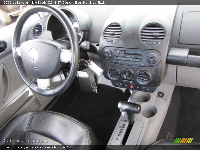 Silver Metallic / Black 2000 Volkswagen New Beetle GLX 1.8T Coupe