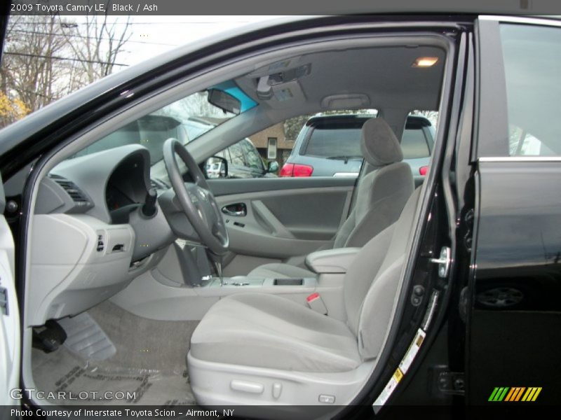 Black / Ash 2009 Toyota Camry LE