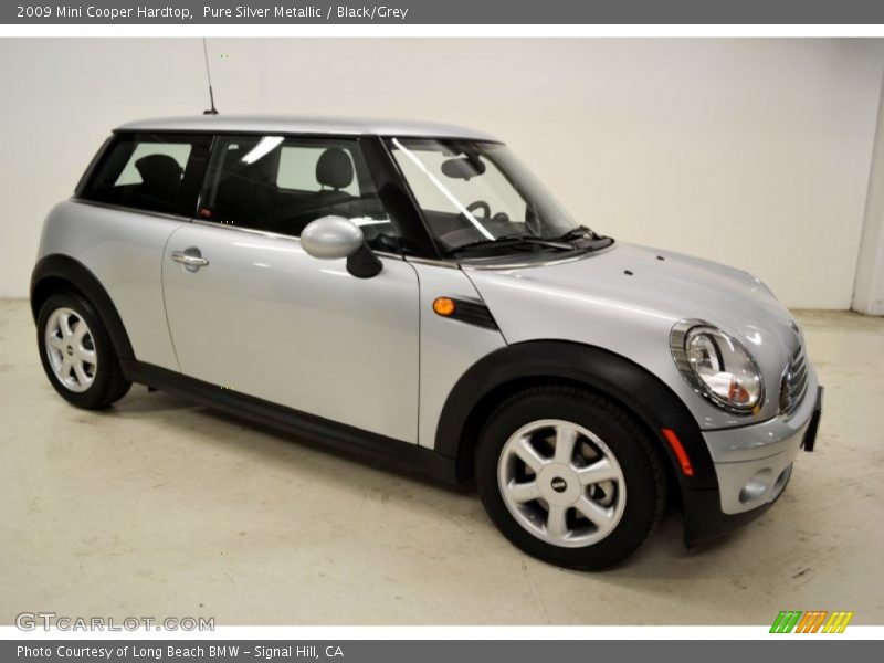 Pure Silver Metallic / Black/Grey 2009 Mini Cooper Hardtop