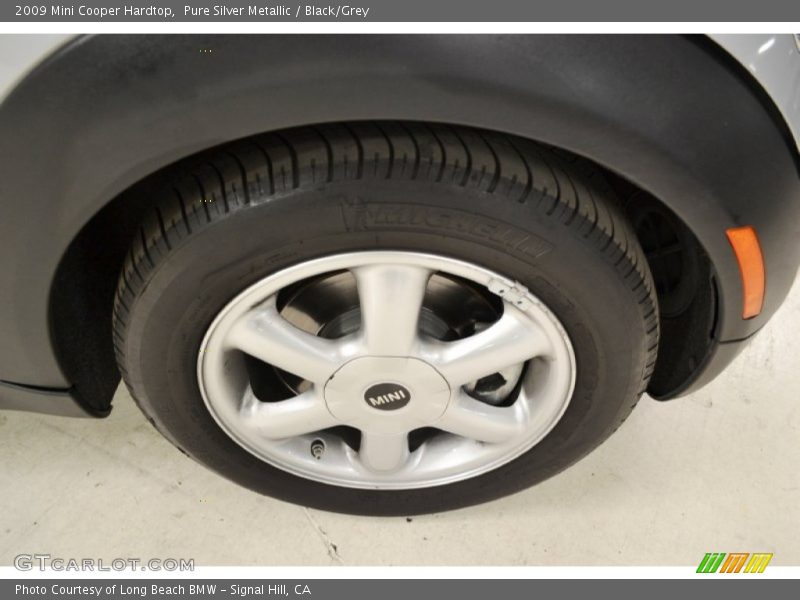 Pure Silver Metallic / Black/Grey 2009 Mini Cooper Hardtop