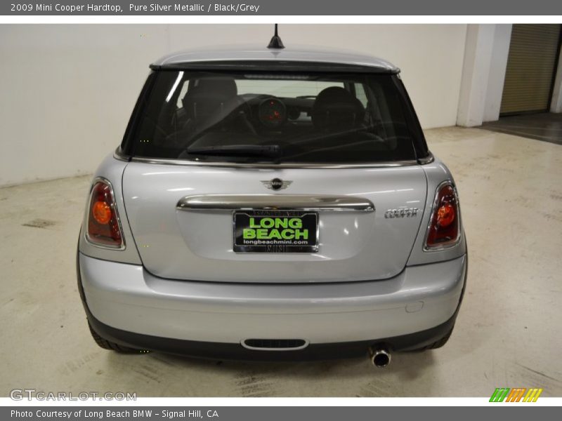 Pure Silver Metallic / Black/Grey 2009 Mini Cooper Hardtop