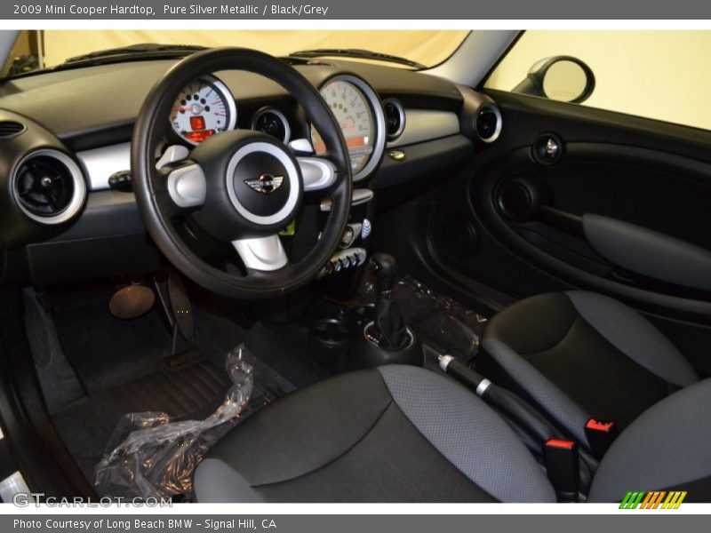 Pure Silver Metallic / Black/Grey 2009 Mini Cooper Hardtop