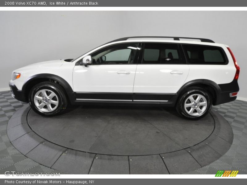 Ice White / Anthracite Black 2008 Volvo XC70 AWD