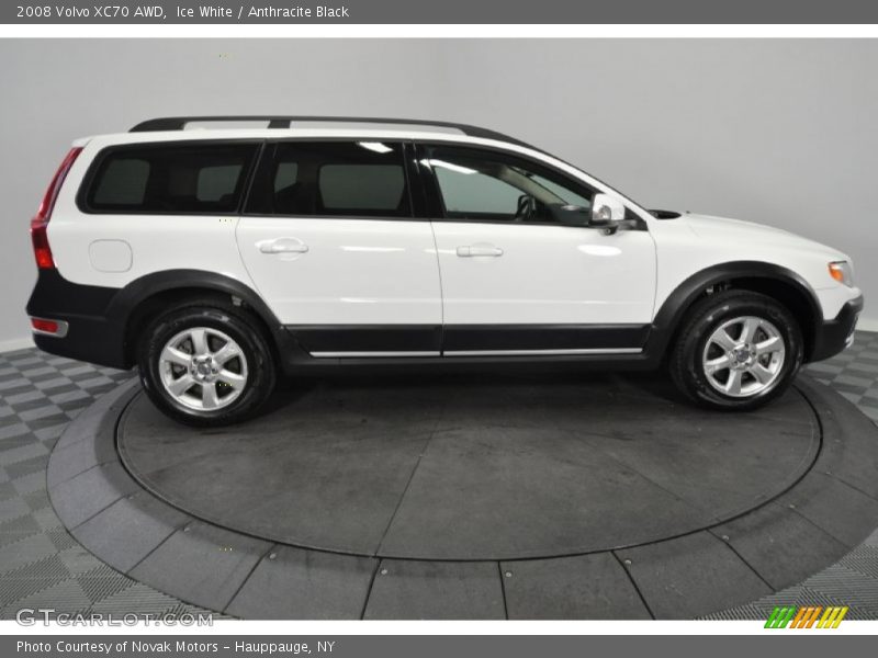 Ice White / Anthracite Black 2008 Volvo XC70 AWD