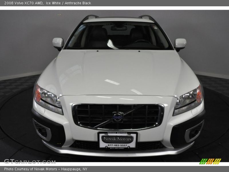 Ice White / Anthracite Black 2008 Volvo XC70 AWD