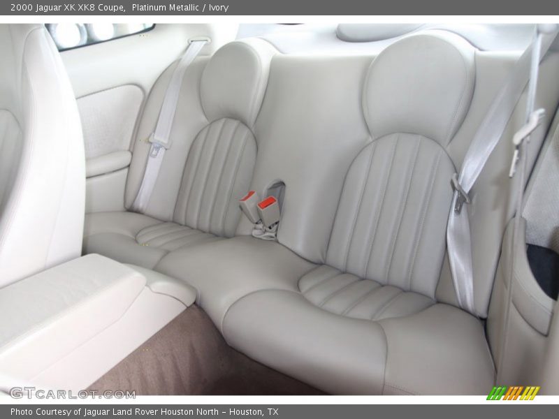 Back seat - 2000 Jaguar XK XK8 Coupe