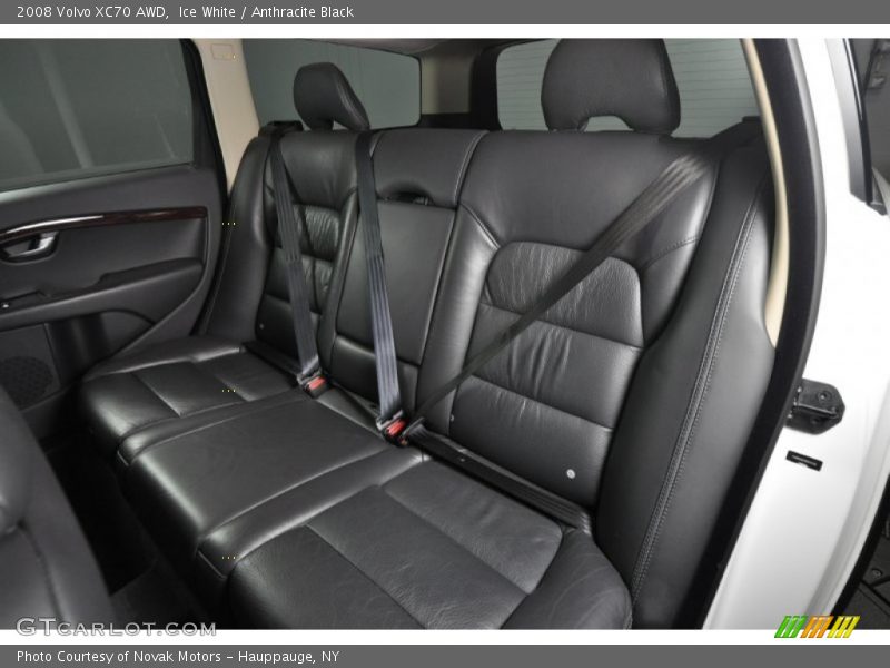 Ice White / Anthracite Black 2008 Volvo XC70 AWD