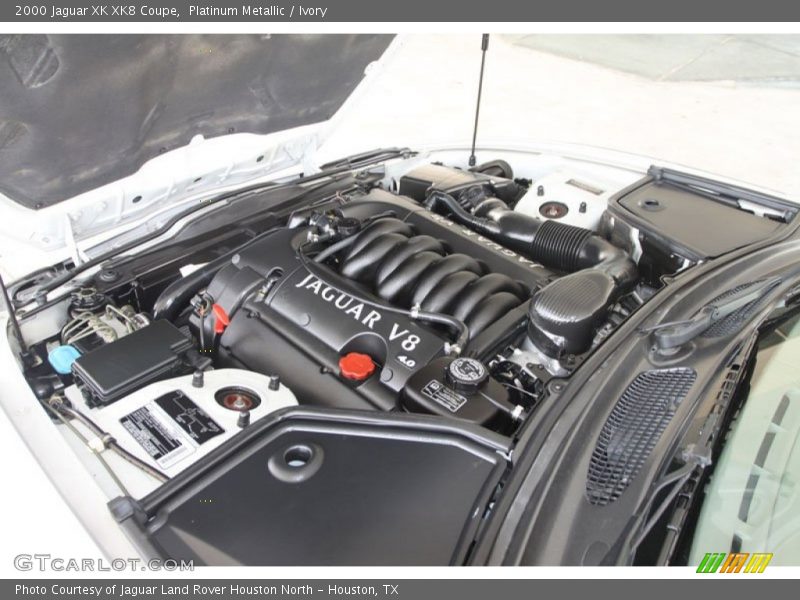  2000 XK XK8 Coupe Engine - 4.0 Liter DOHC 32-Valve V8