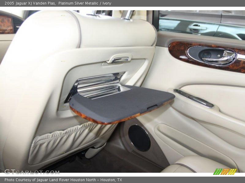 Platinum Silver Metallic / Ivory 2005 Jaguar XJ Vanden Plas