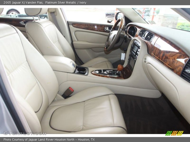 Platinum Silver Metallic / Ivory 2005 Jaguar XJ Vanden Plas