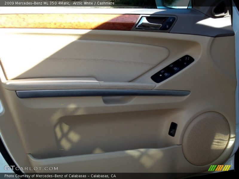 Arctic White / Cashmere 2009 Mercedes-Benz ML 350 4Matic