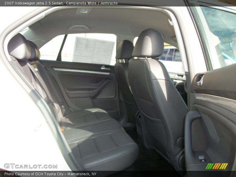 Campanella White / Anthracite 2007 Volkswagen Jetta 2.5 Sedan