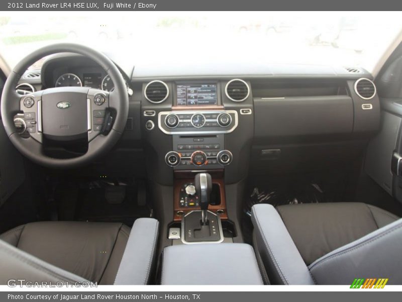 Dashboard of 2012 LR4 HSE LUX