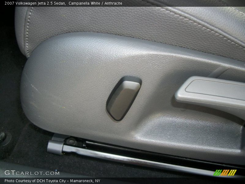 Campanella White / Anthracite 2007 Volkswagen Jetta 2.5 Sedan