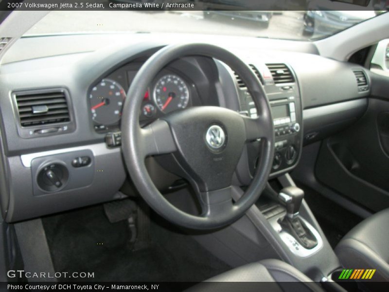 Campanella White / Anthracite 2007 Volkswagen Jetta 2.5 Sedan