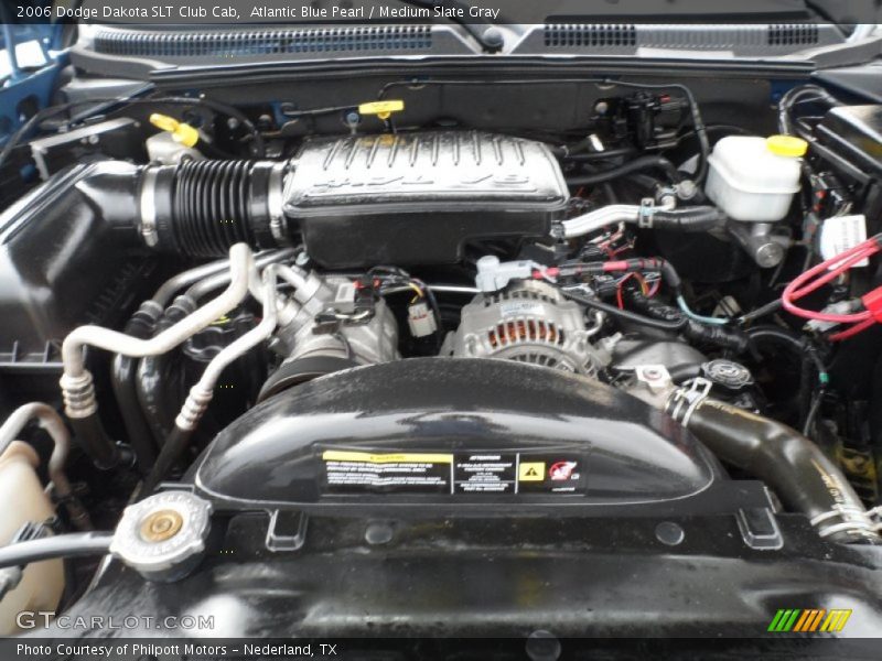  2006 Dakota SLT Club Cab Engine - 4.7 Liter SOHC 16-Valve PowerTech V8