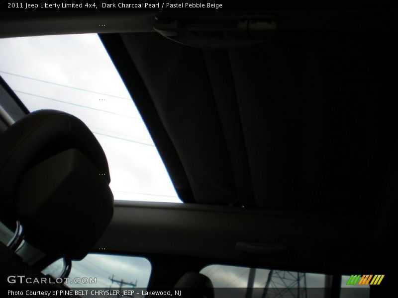 Dark Charcoal Pearl / Pastel Pebble Beige 2011 Jeep Liberty Limited 4x4