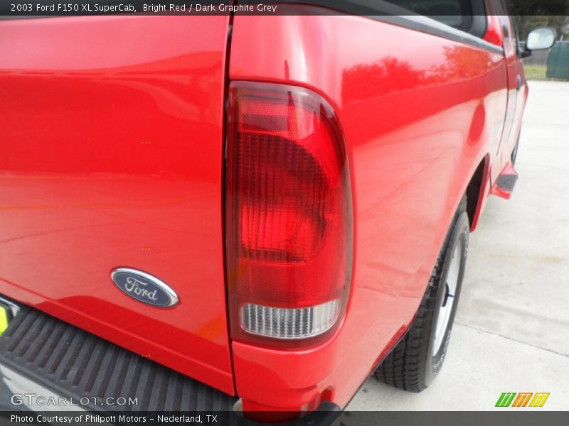 Bright Red / Dark Graphite Grey 2003 Ford F150 XL SuperCab
