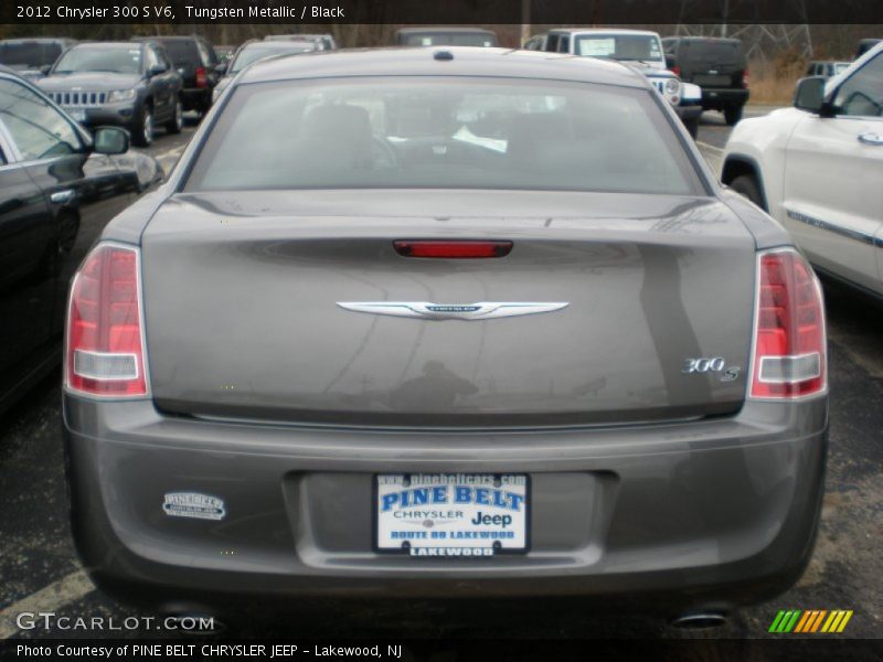 Tungsten Metallic / Black 2012 Chrysler 300 S V6