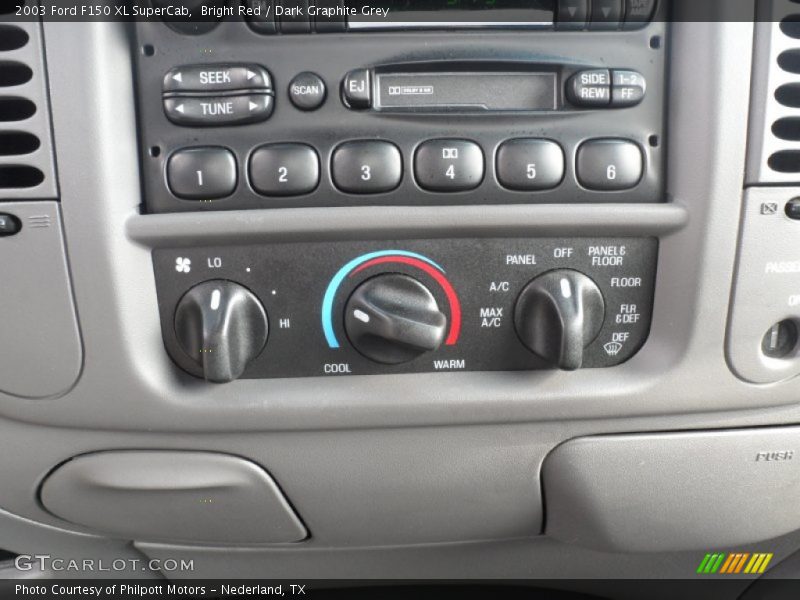 Bright Red / Dark Graphite Grey 2003 Ford F150 XL SuperCab