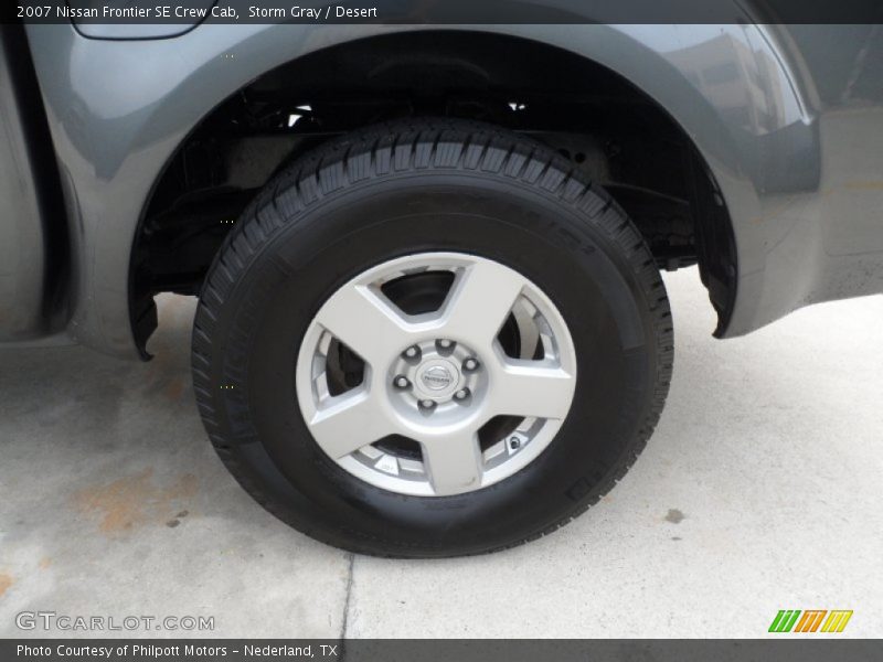 Storm Gray / Desert 2007 Nissan Frontier SE Crew Cab