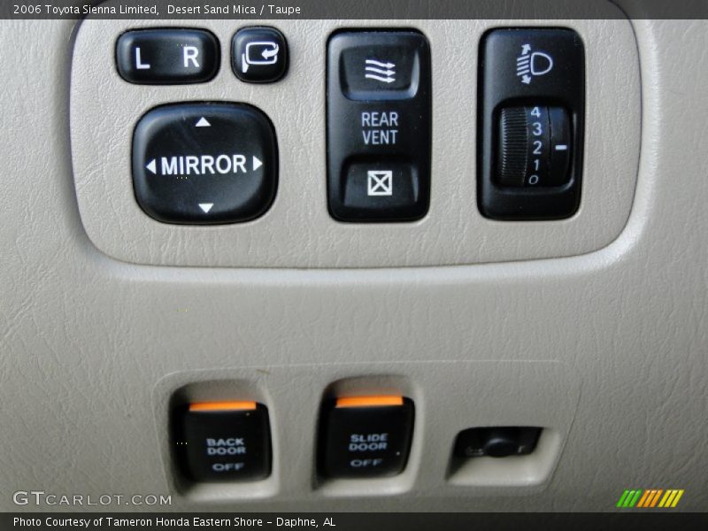 Desert Sand Mica / Taupe 2006 Toyota Sienna Limited