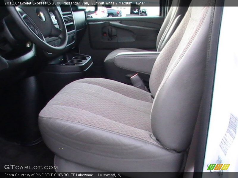 Summit White / Medium Pewter 2011 Chevrolet Express LS 3500 Passenger Van
