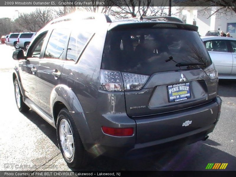 Graphite Gray Pearl / Black 2009 Mitsubishi Outlander ES