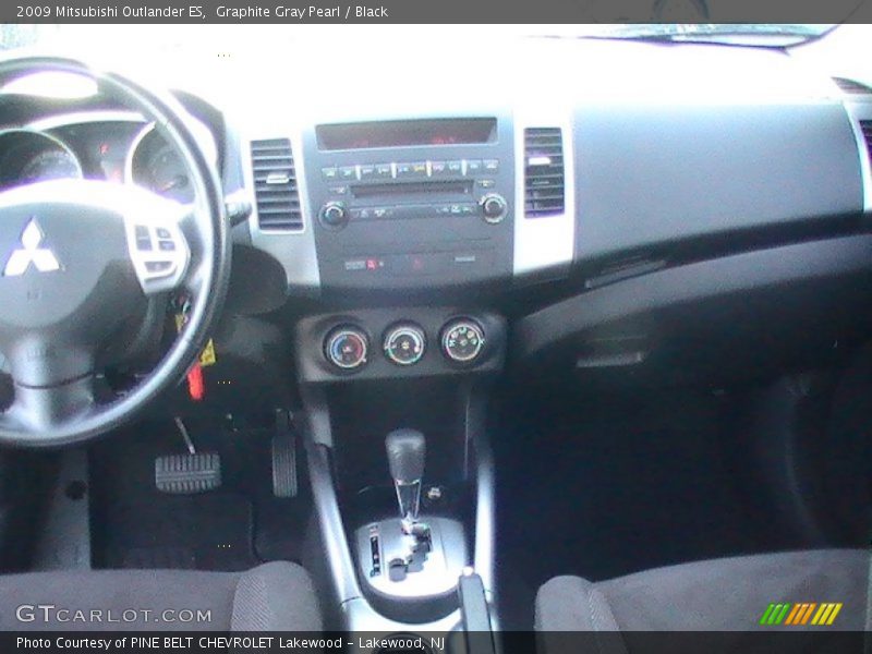 Graphite Gray Pearl / Black 2009 Mitsubishi Outlander ES