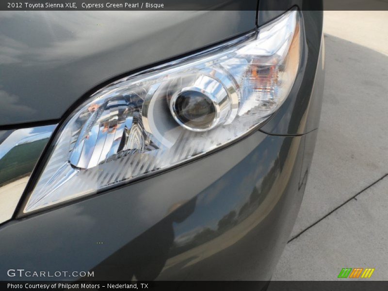 Cypress Green Pearl / Bisque 2012 Toyota Sienna XLE