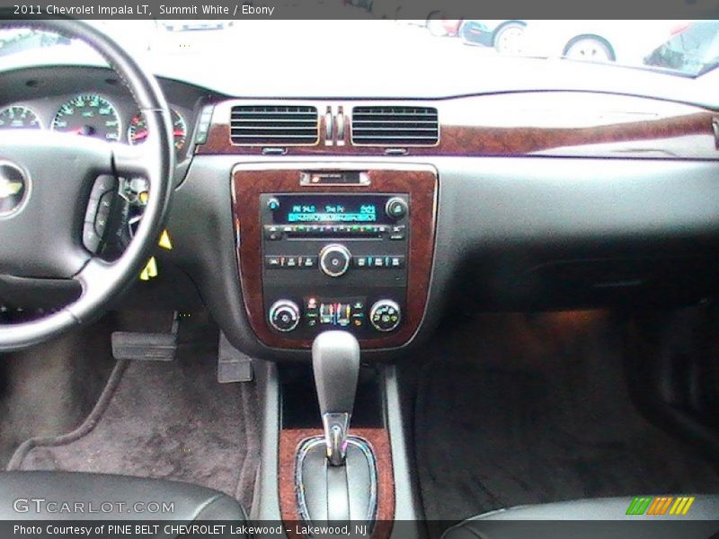 Summit White / Ebony 2011 Chevrolet Impala LT