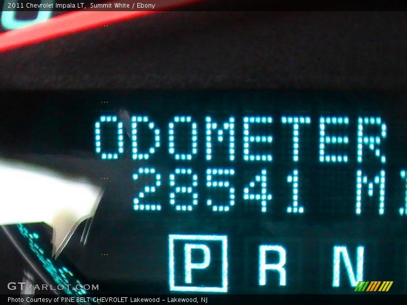Summit White / Ebony 2011 Chevrolet Impala LT